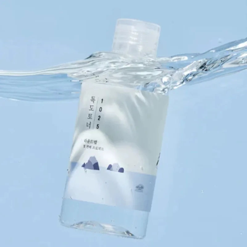 Korean Skin Care ROUND LAB 1025 Dokdo Toner Gentle Exfoliating Facial Toner Deep Sea Water for Moisturization 200ml