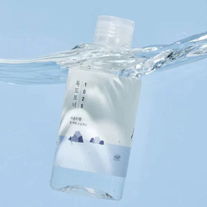 Korean Skin Care ROUND LAB 1025 Dokdo Toner Gentle Exfoliating Facial Toner Deep Sea Water for Moisturization 200ml